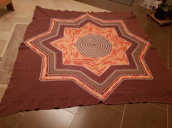 Häkelanleitung Kuscheldecke Minou