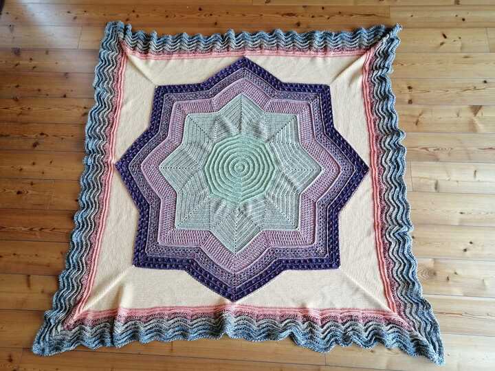 Häkelanleitung Kuscheldecke Minou