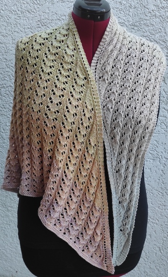 Strickanleitung "asymmetrisches Tuch Herzele"