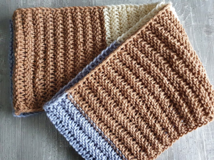 Kostenlose Strickanleitung für einen Loop im Fallmaschenmuster!