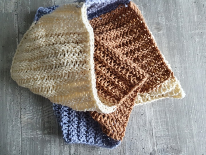 Kostenlose Strickanleitung für einen Loop im Fallmaschenmuster!