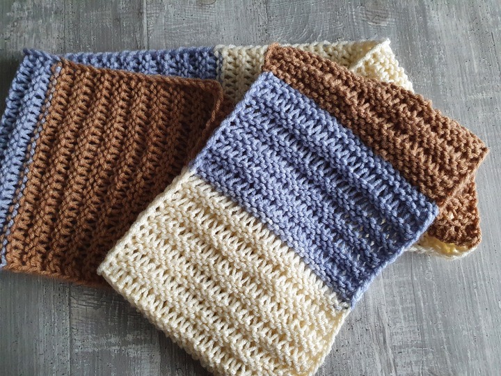 Kostenlose Strickanleitung für einen Loop im Fallmaschenmuster!