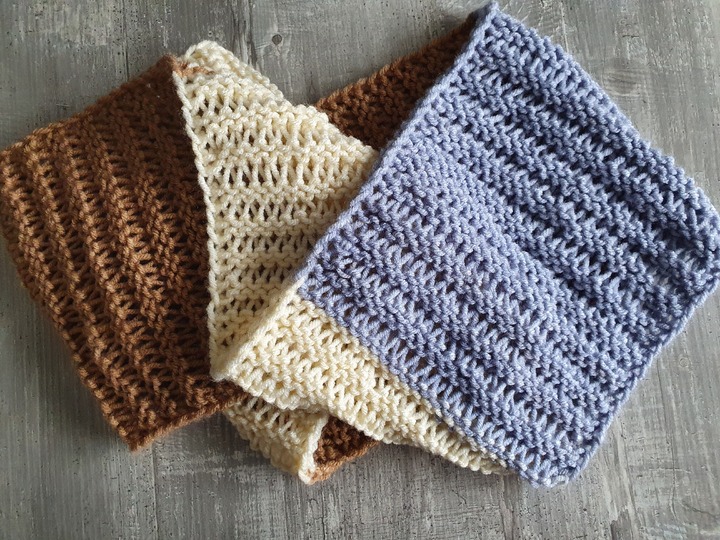 Kostenlose Strickanleitung für einen Loop im Fallmaschenmuster!