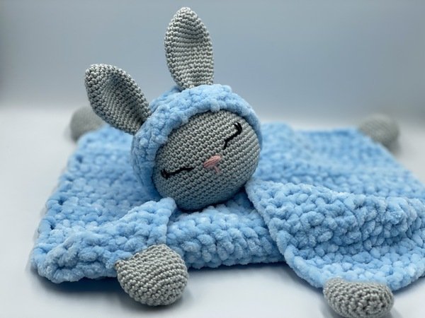 Crochet Pattern - Comforter Bunny (Cuddly Bunny)