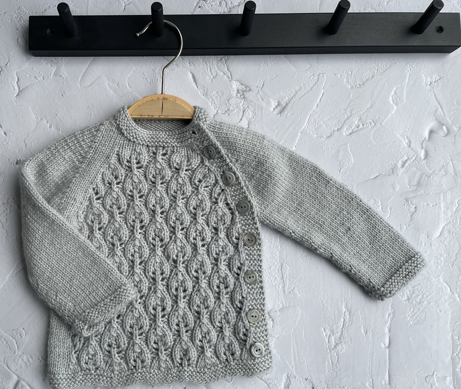 Strickanleitung Kinderpullover EMILIA Größe 50 – 80