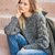 Strickanleitung: Pulli mit Raffmusterärmeln in Khaki