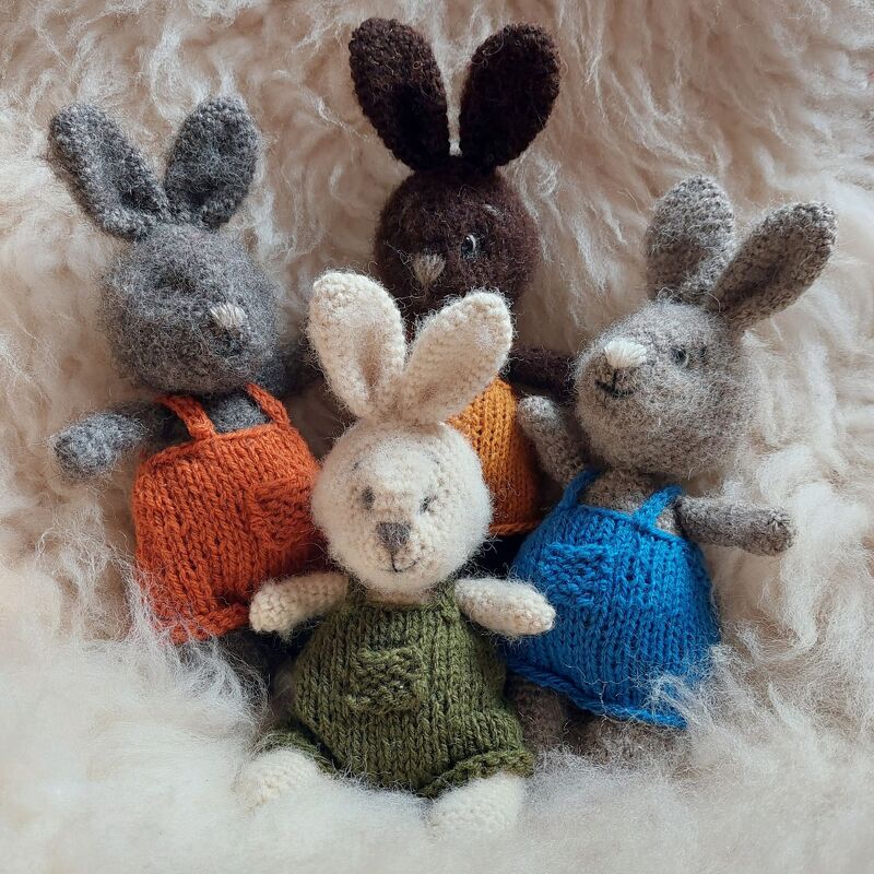 Hase mit Hose häkeln  / Osterhasen häkeln - Bild 6