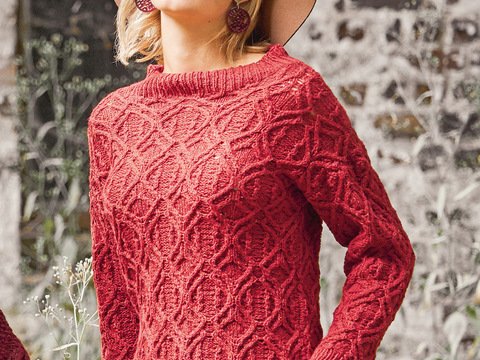 Strickanleitung: Zopfmusterpulli mit verlängerter Rückenpartie