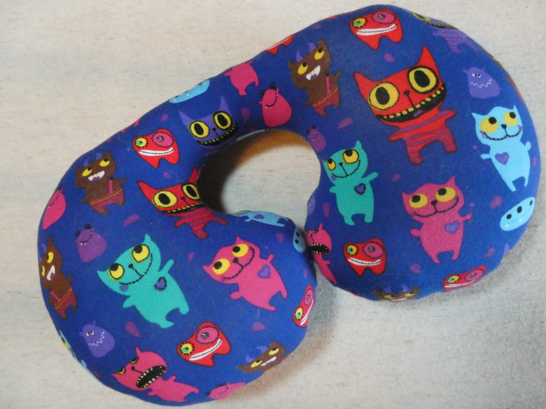 Anleitung Nackenkissen "Monster" für Babys