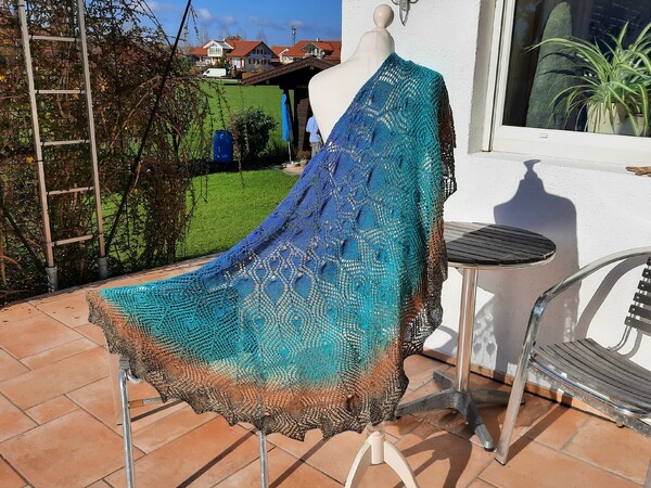 Peacock - shawl