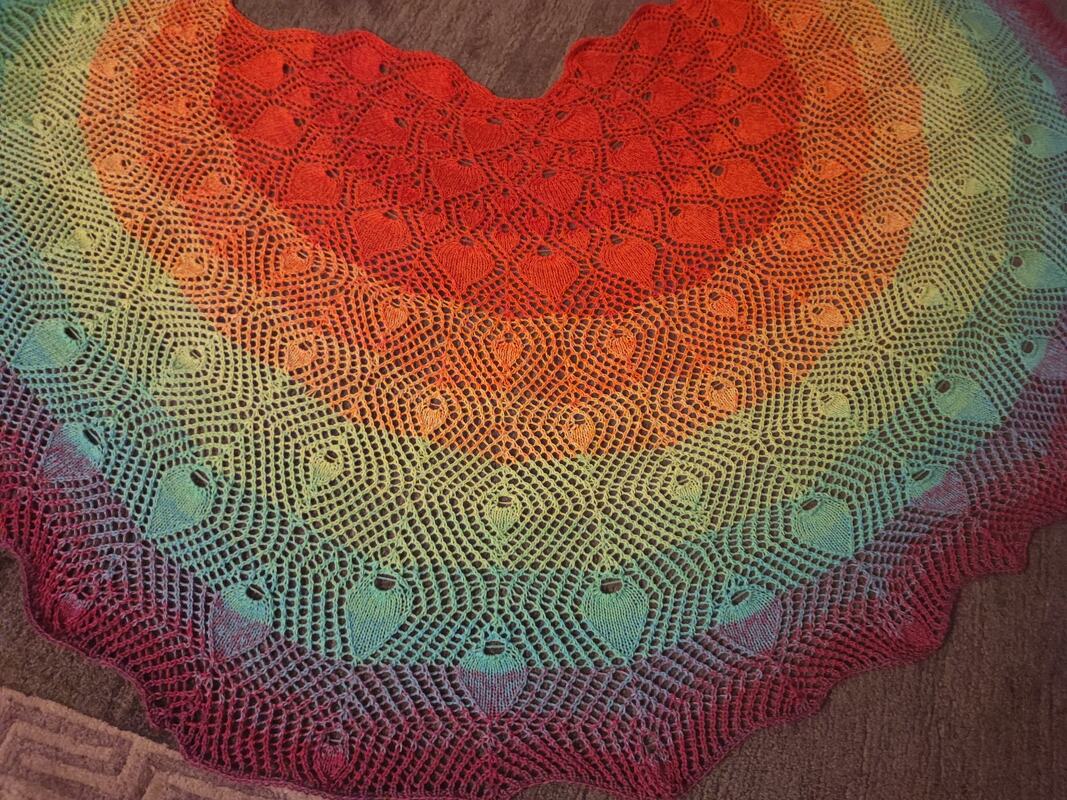 Peacock - shawl - Image 3