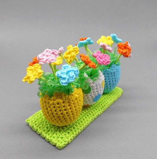 Häkel-Deko Blumen Ostereier - sehr einfach aus Wollresten