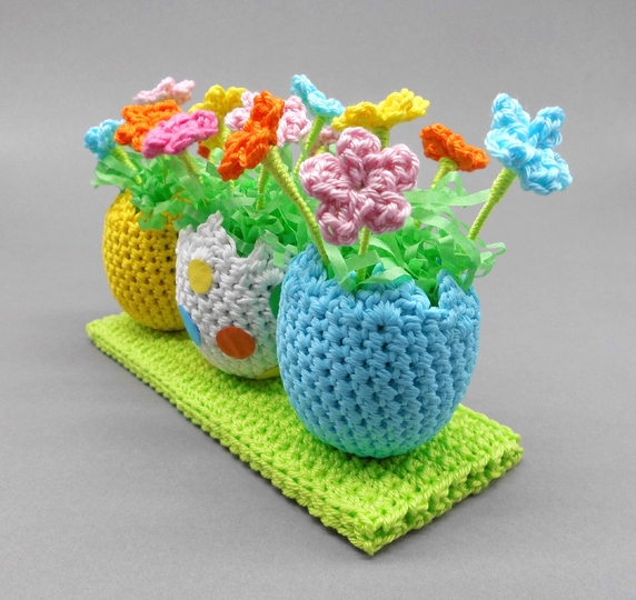 Häkel-Deko Blumen Ostereier - sehr einfach aus Wollresten