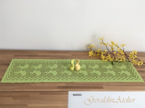 Tischläufer « Osterhasen » Häkelanleitung