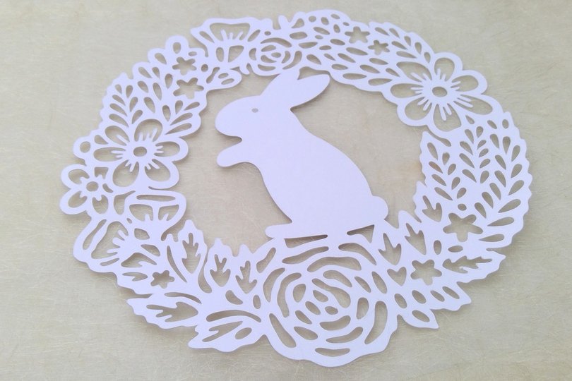 Osterhase Blumenkranz Plotterdatei SVG DXF