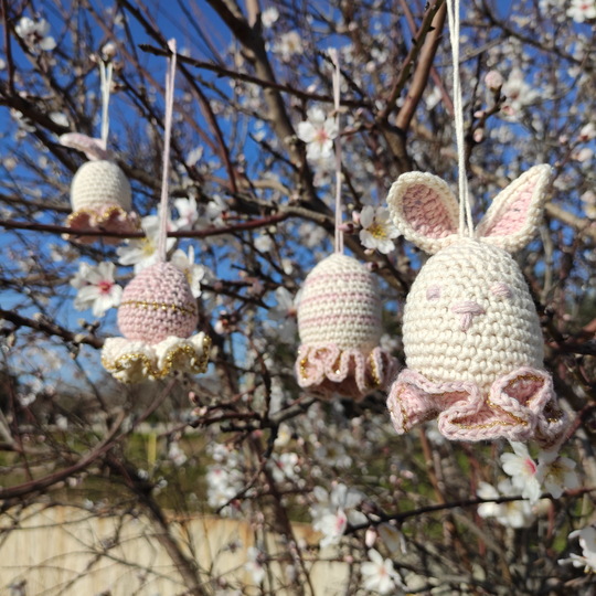 Crochet Easter decoration Bunny Deluxe