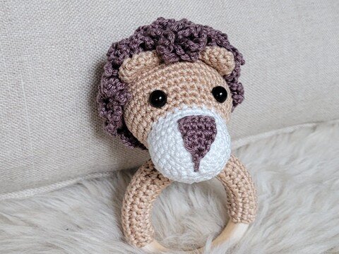 Häkelanleitung Rassel Löwe Gustav