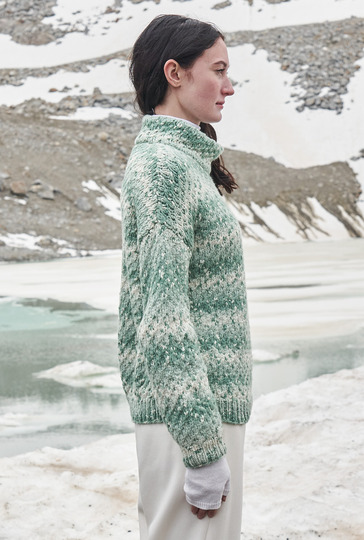 Strickanleitung: Pulli mit Stehkragen und modischem Degradé-Effekt