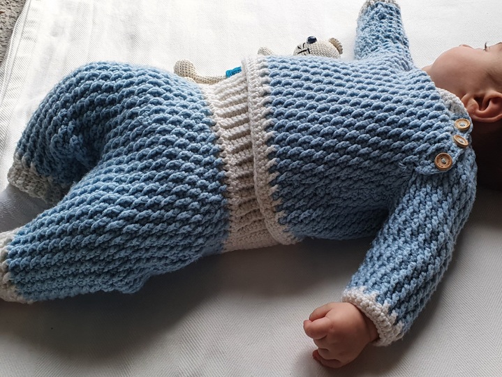 Newborn Babyset  - Baby pullover and pants