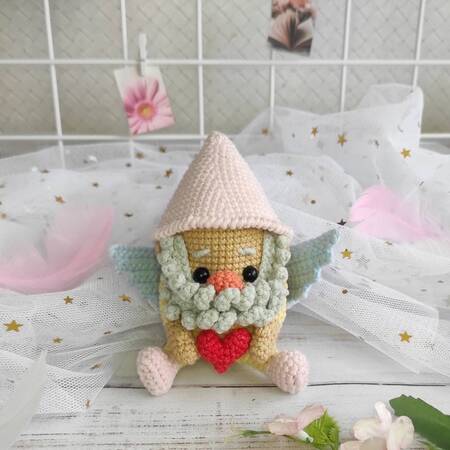 Mini Crochet Kit: Love Gnome Amigurumi