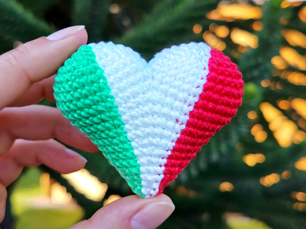 Pattern Tricolor Heart