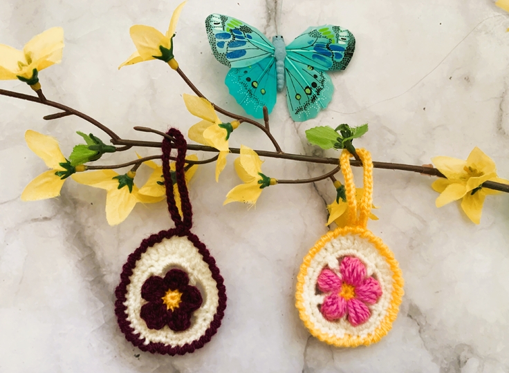 Ostereier mit Blümchen - Osterdeko, Anhänger, Schlüsselanhänger