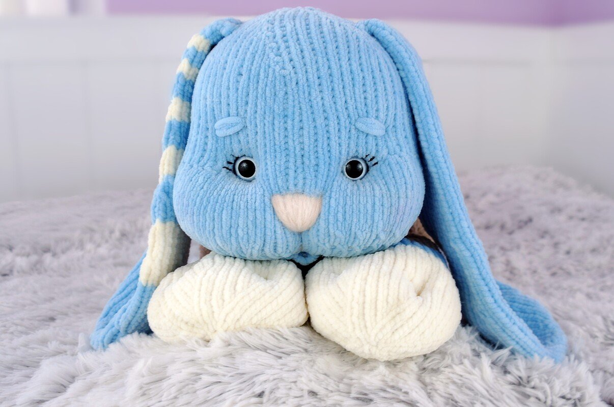 Knitting pattern Pillow bunny