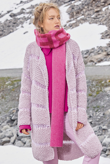Strickanleitung: Langer verschlussloser Cardigan in Rosa