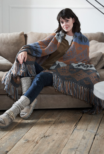 Strickanleitung: Kuscheliges Plaid im Jacquardmuster