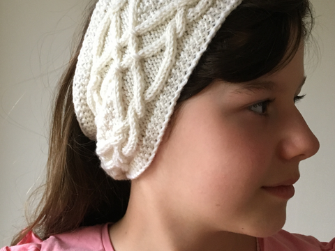 Stirnband Maria mit Zopfmuster Strickanleitung für Kopfumfang XS-XL