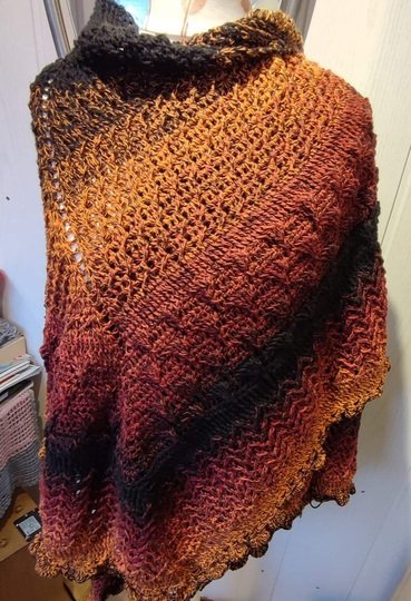 DIY Häkelanleitung für ein XL-Tuch/Poncho