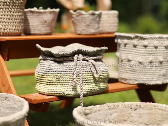 Blumentöpfe für Garten, Terrasse oder Balkon häkeln… häkeln, häkeln!