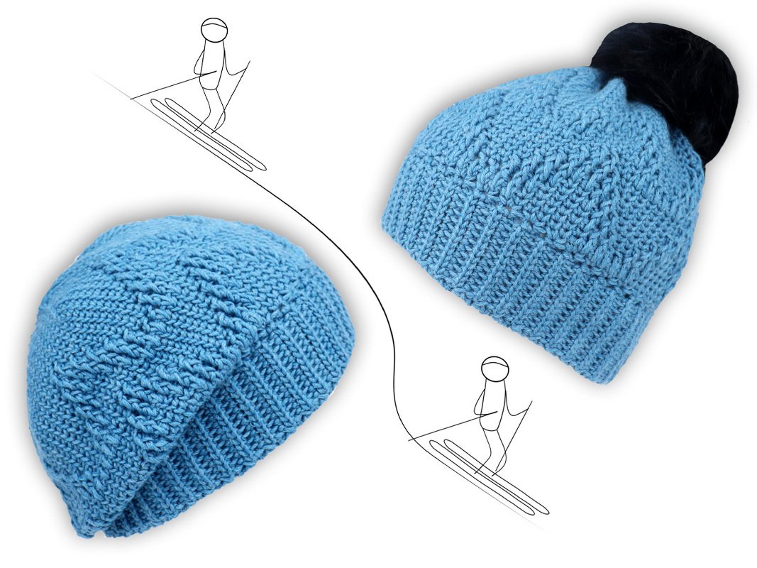 Nahaufnahme zweier hellblauer Häkelmützen, deutlich sichtbarer Rippenbund und strukturierte Maschen; eine Mütze mit Bommel