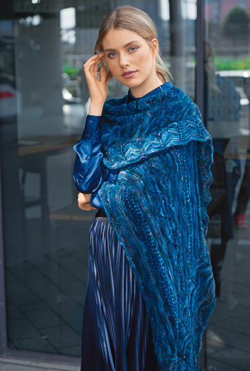 Strickanleitung: Schultertuch in Blautönen