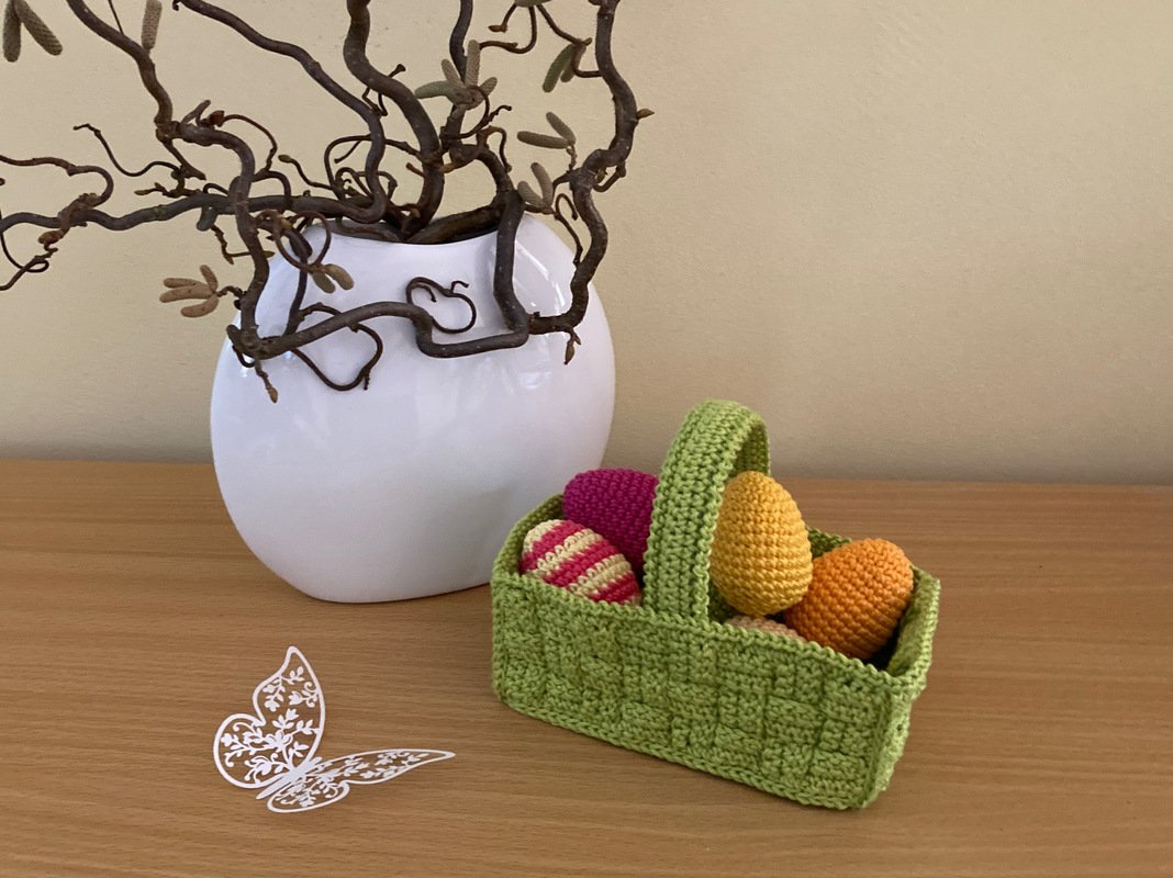 Osterkörbchen &amp; Ostertrio (Set)