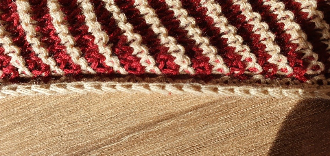 Tribal, flaches Tuch, Schattenstricken, Illusionsstricken, Motivtuch