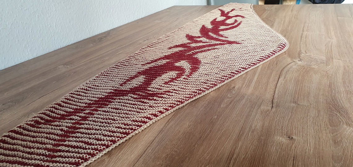 Tribal, Shadow Knitting, Illusion Knitting, Flat Motif Shawl