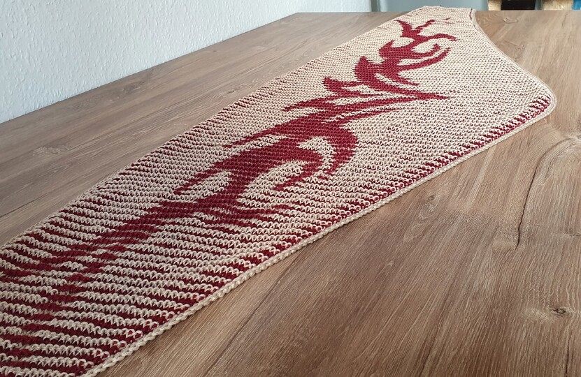 Tribal, Shadow Knitting, Illusion Knitting, Flat Motif Shawl