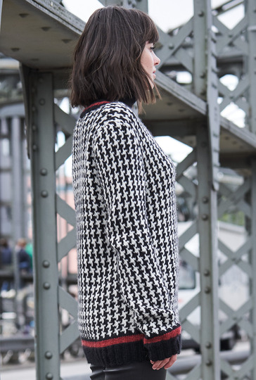 Strickanleitung: Lässiger Cardigan mit Hahnentrittmuster