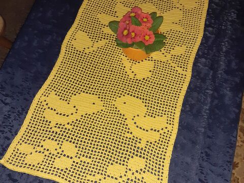 Tischläufer Frühling "Küken" Häkelanleitung