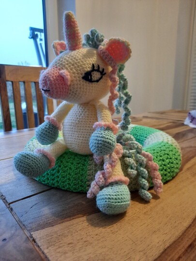 Häkelanleitung Einhorn Türkranz - DIY Projekt fürs Kinderzimmer