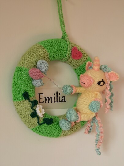 Häkelanleitung Einhorn Türkranz - DIY Projekt fürs Kinderzimmer