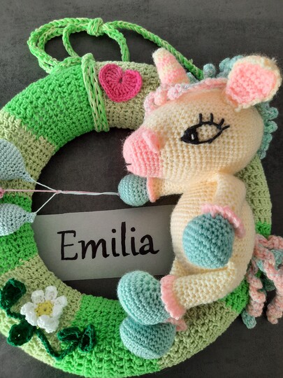 Häkelanleitung Einhorn Türkranz - DIY Projekt fürs Kinderzimmer