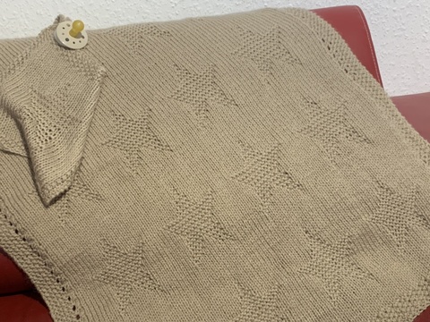 Strickanleitung Babydecke Sternenhimmel mit Schnullertuch Sternchen- easy!