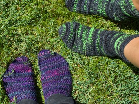 Häkelanleitung für Socken Sanuki