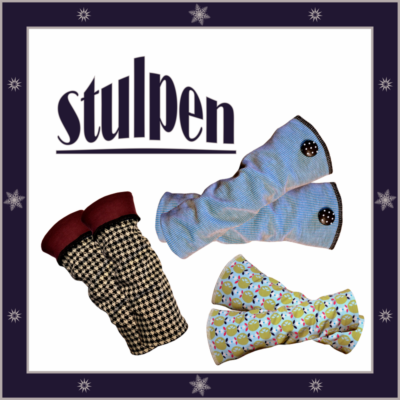 Drei Paar Stulpen mit Hahnentritt-, Streifen- und Vogelmuster