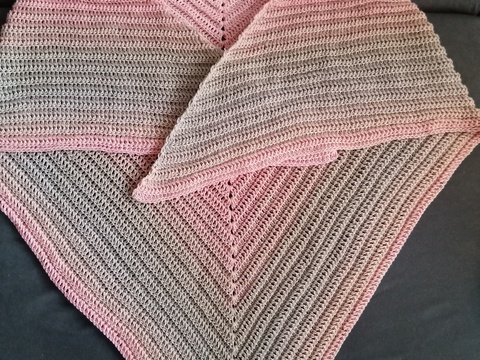 Anleitung Häkeltuch "Zarte Rippen"