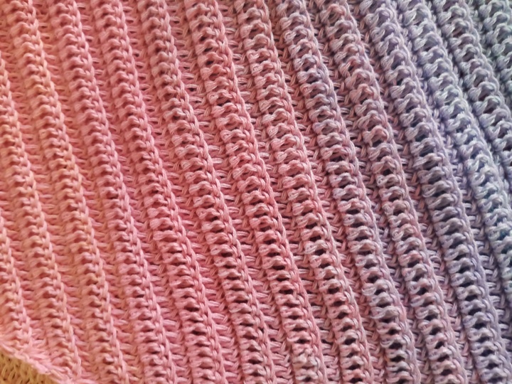 Anleitung Häkeltuch "Zarte Rippen"