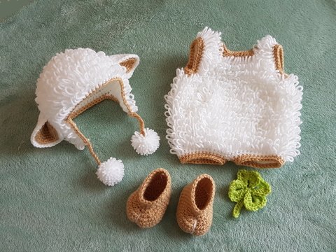 Puppenkleidung für Schäfchen Leo