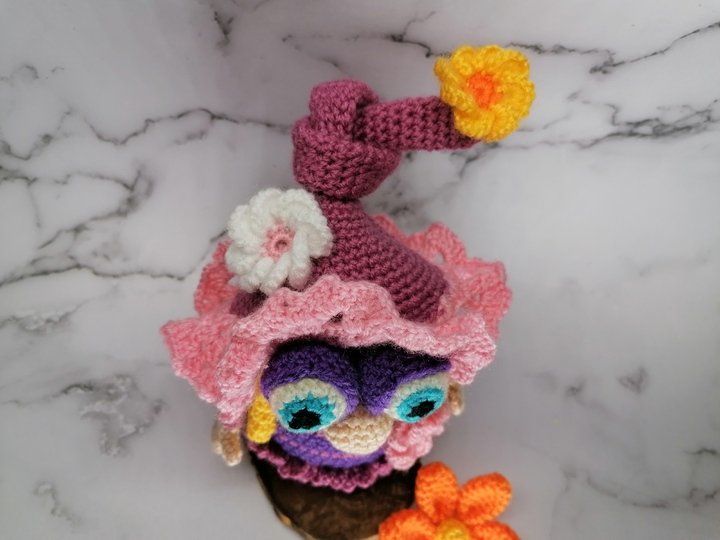 Gnome-Lady „Thrugsi BE“ – crochet pattern